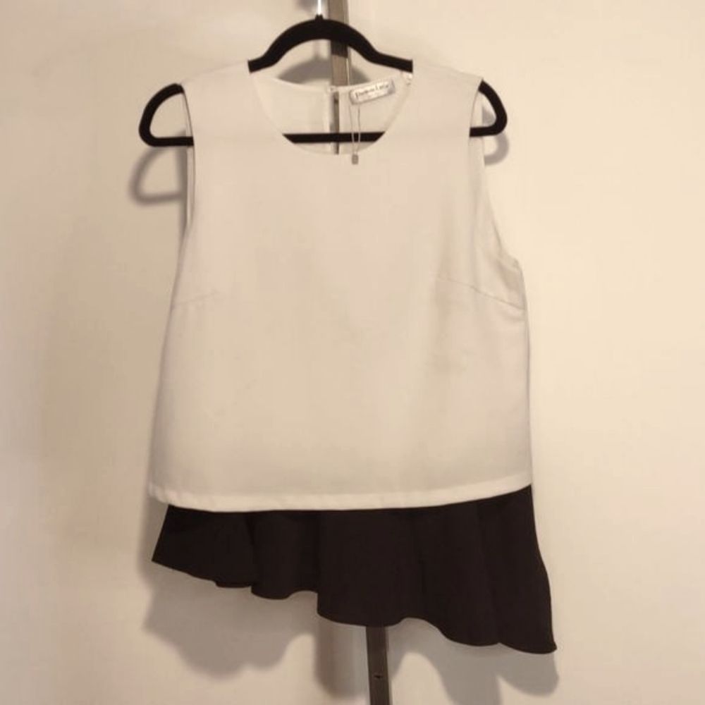 Patricia Luca Milano size L White & Black Sleeveless Top